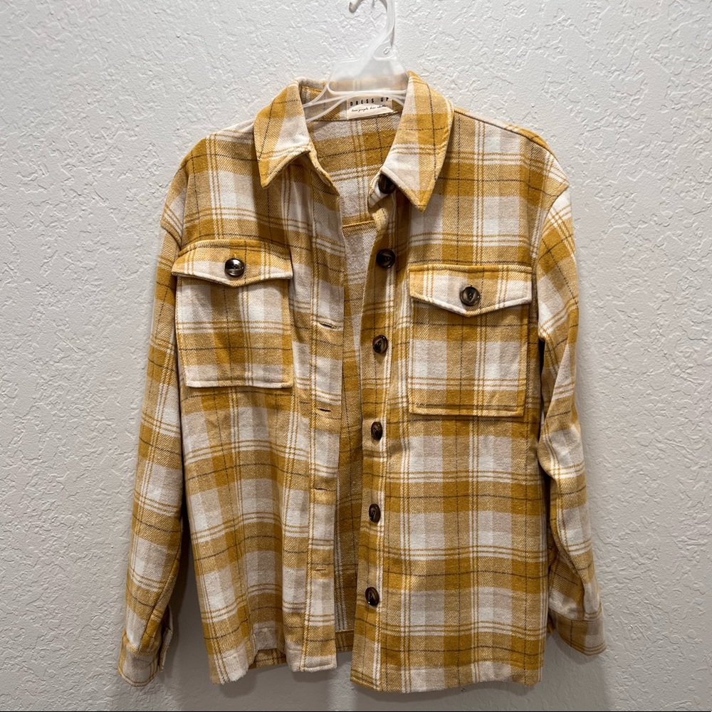 Yellow Plaid Shacket 💛💛💛